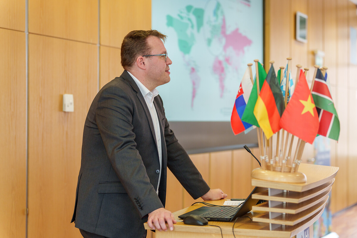 Ticket-around-the-World_2026-03-09_Foto-IHK-Oliver-Duerrbeck_05